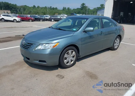 2008 Toyota Camry Le z USA, uszkodzony, nr VIN 4T4BE46KX8R040005